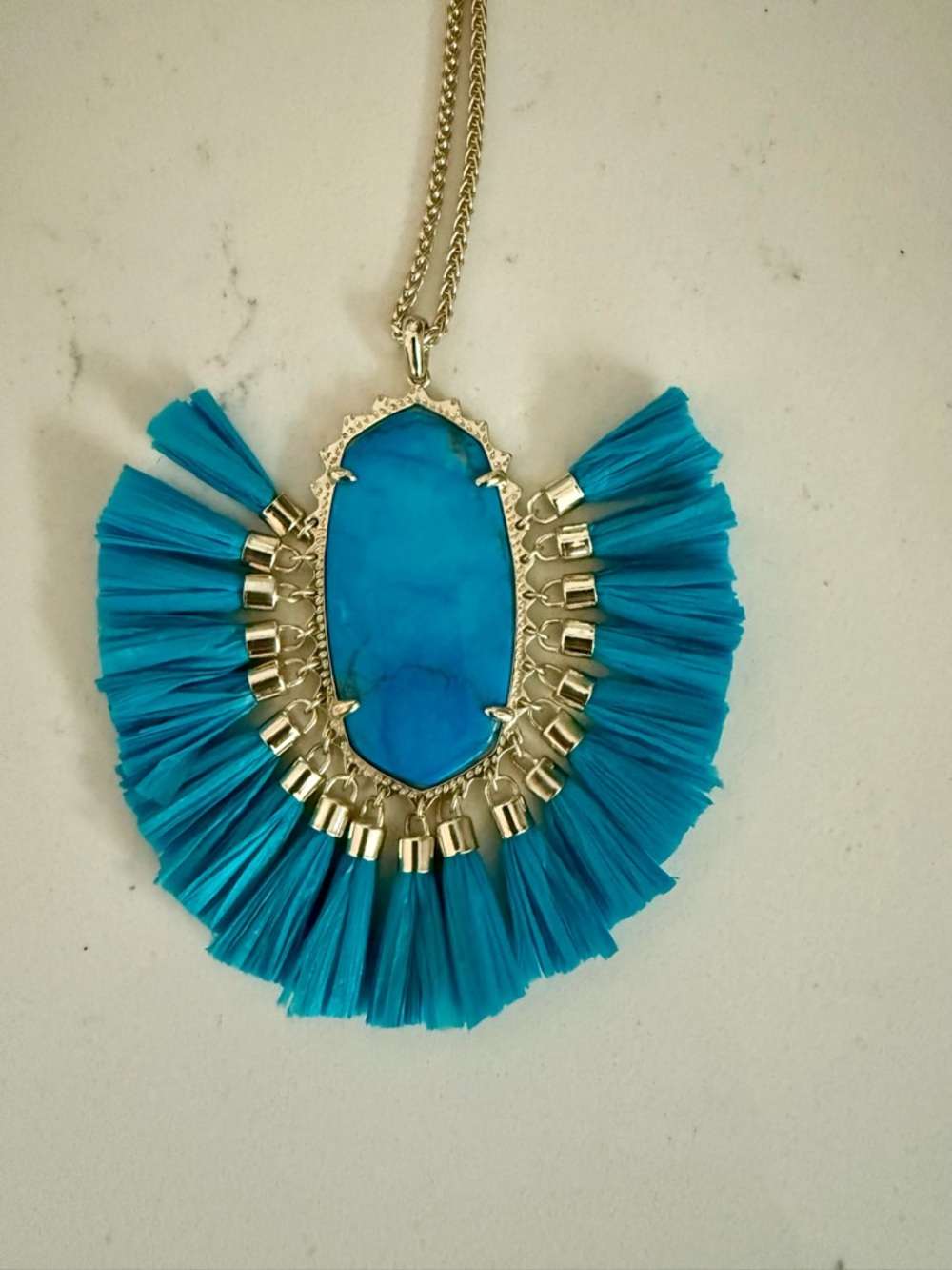 Kendra Scott Betsy Blue Long Pendant Statement Necklace, never worn